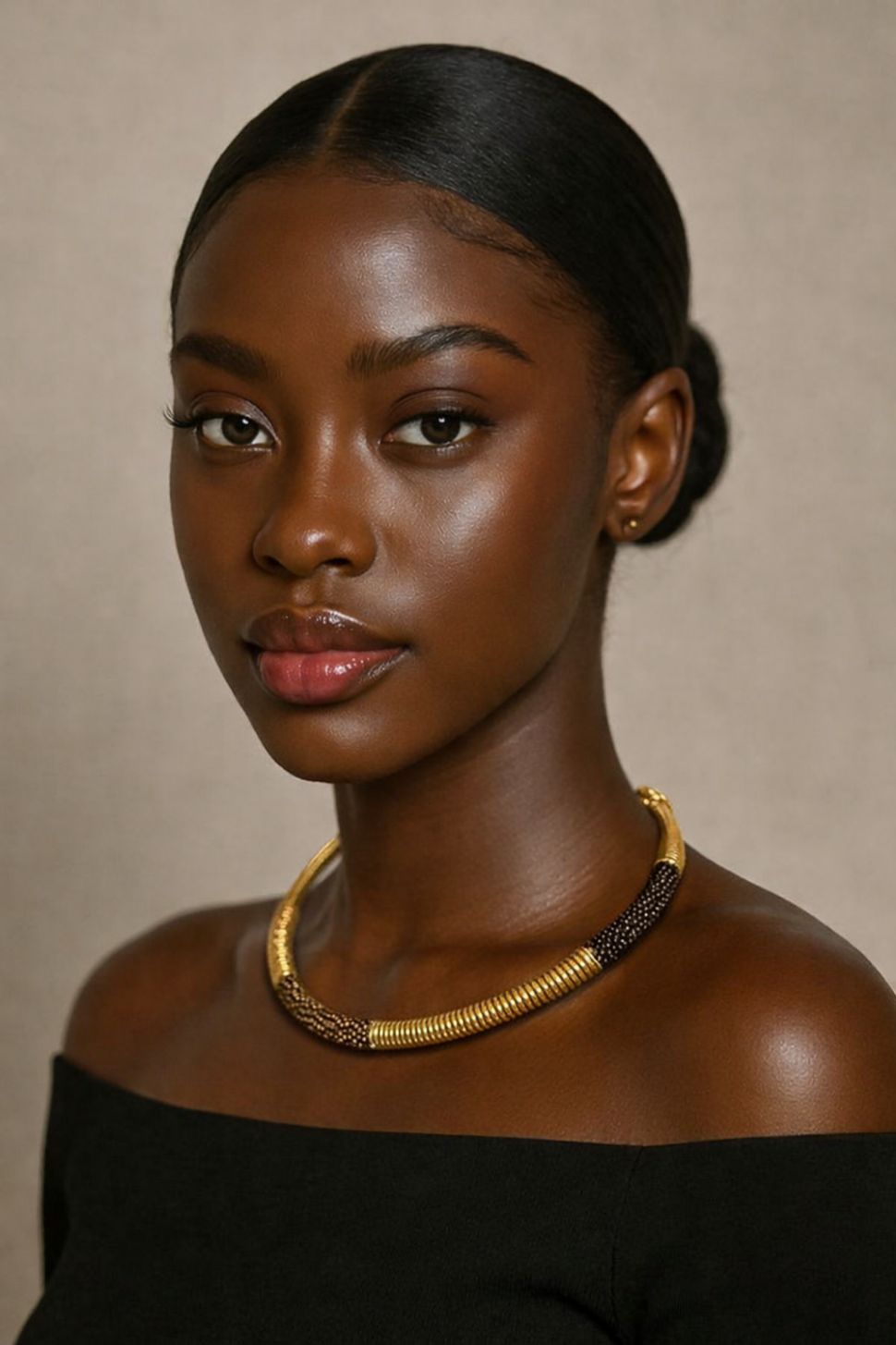 Ayo Cast Brass Flower Necklace