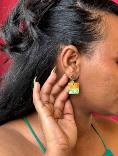 Lomi Earring - Enzirt Collection image 1