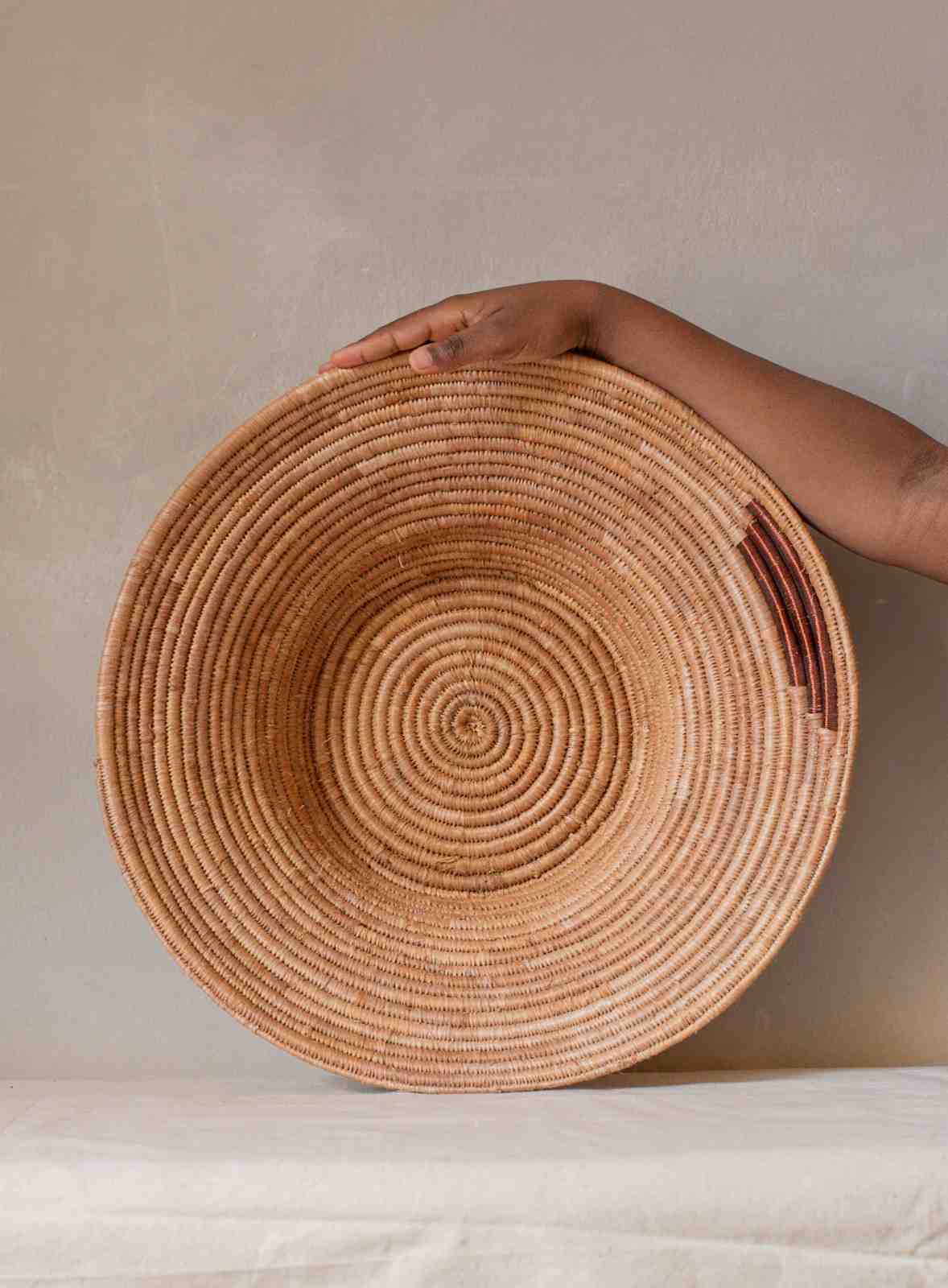 THE NKOLE RUSSET BOWL