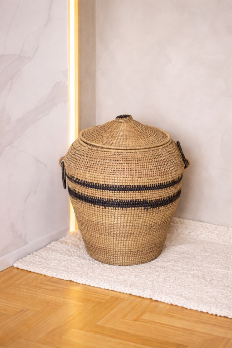 Liyanda Makenge Vessel