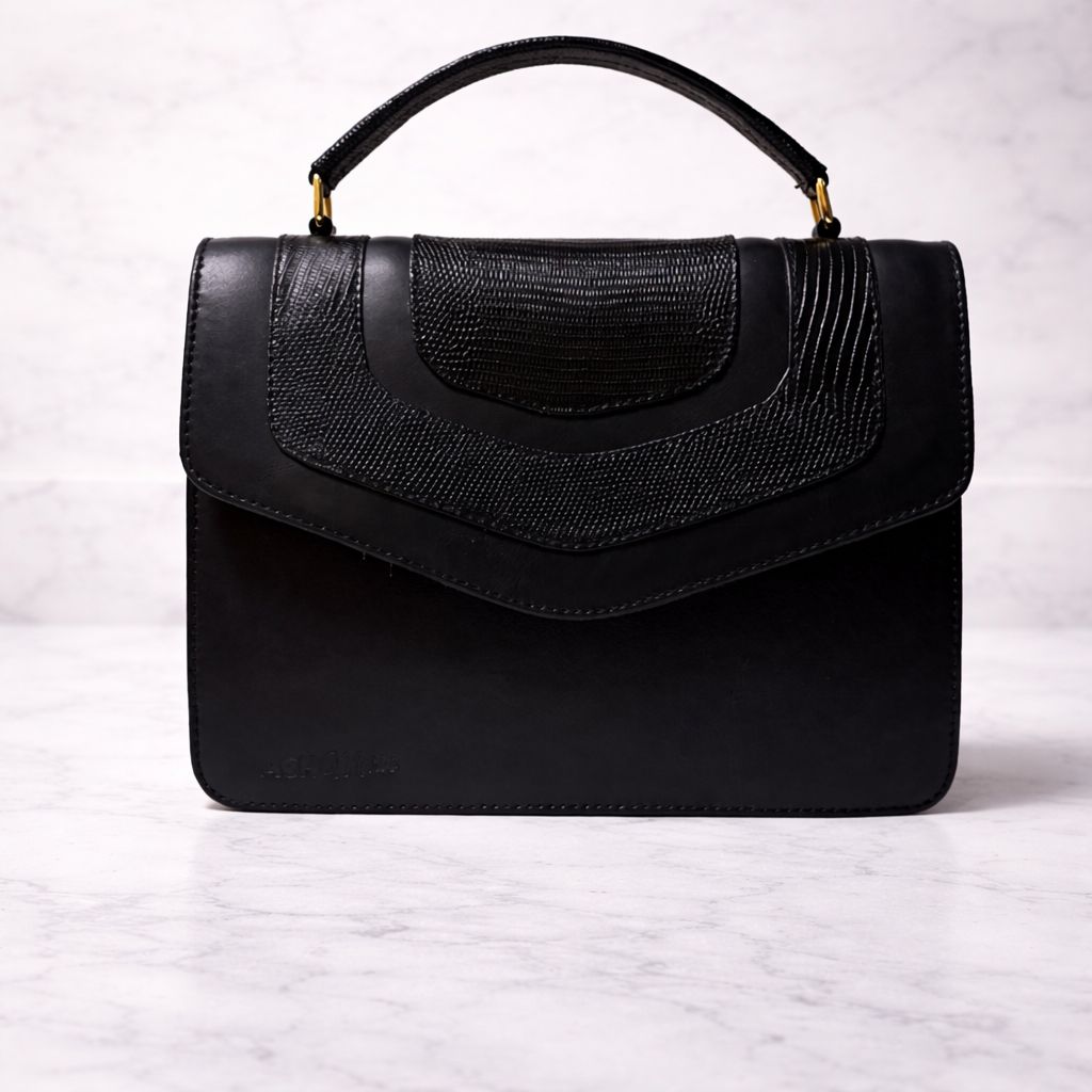 Ami Black Leather Handbag