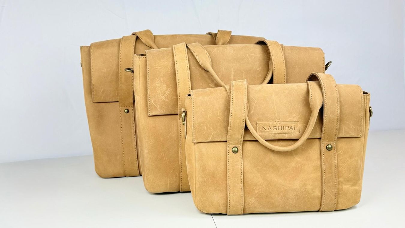Oloi Nubuck Leather Bag - Tan
