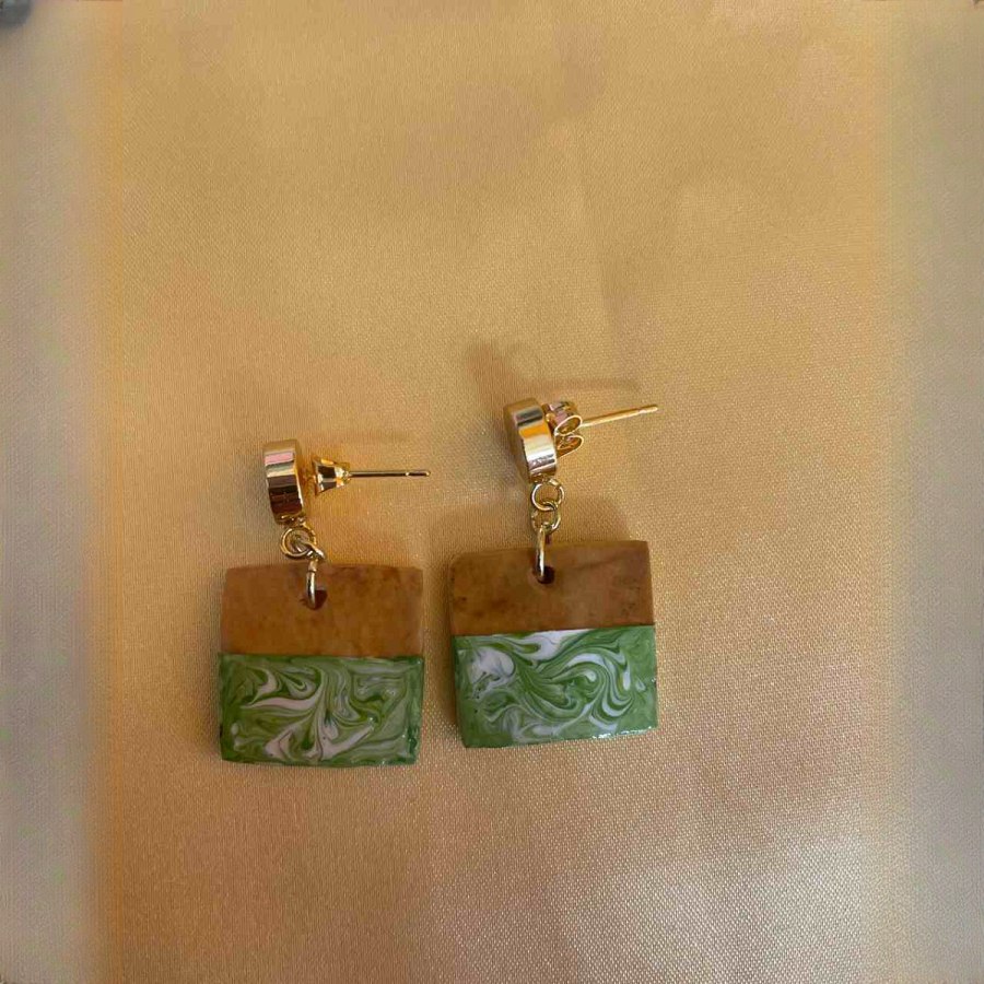 Lomi - 18K Gold Plated Stud Earrings  from Afrikart