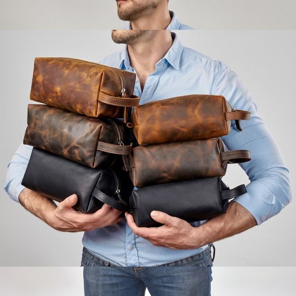 Toiletry Bag - Dopp Kit 