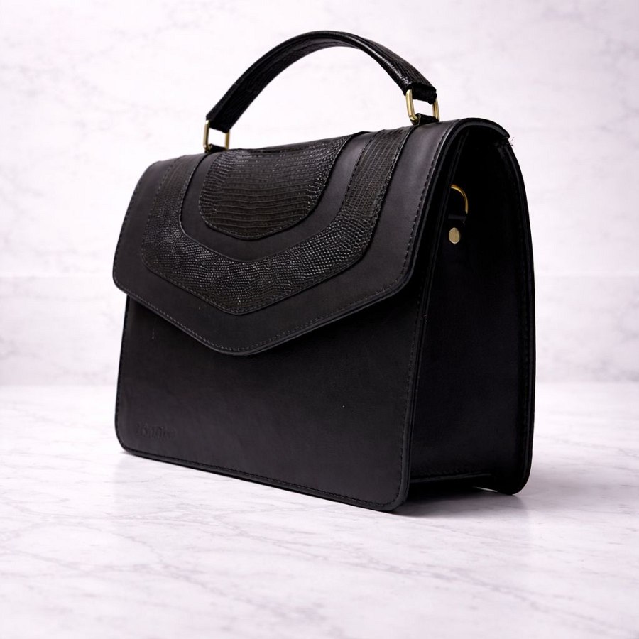 Ami Black Leather Handbag from Afrikart