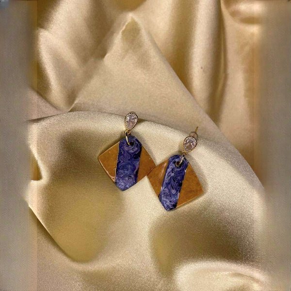 Weyin - 18K Gold Plated Stud Earrings 