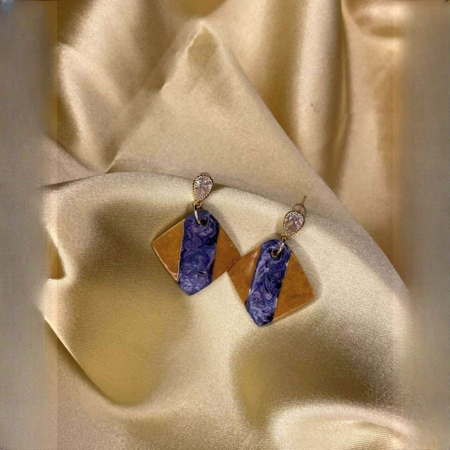 Weyin - 18K Gold Plated Stud Earrings  from Afrikart