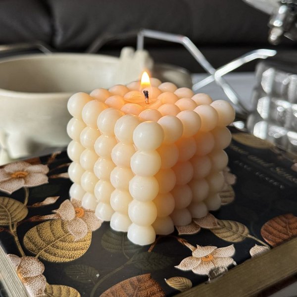 Jade Sculptural Candle – Comfy Cozy