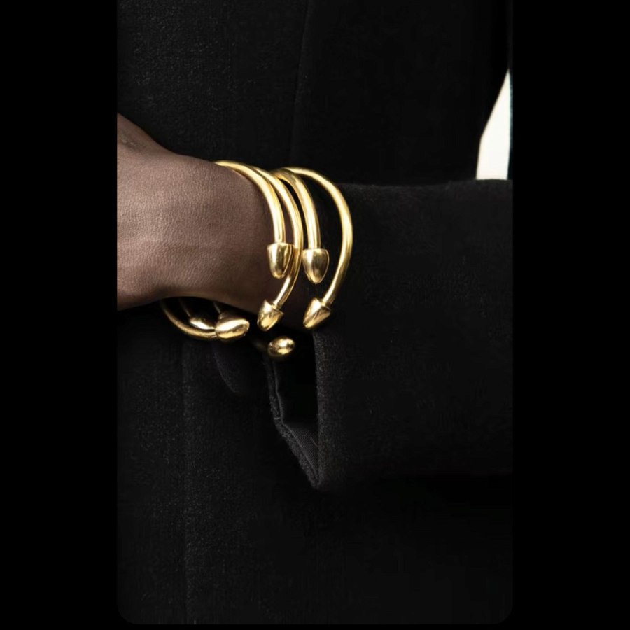Adele Dejak Handcrafted Brass Mbadon Bracelet One Size Bracelet from Afrikart