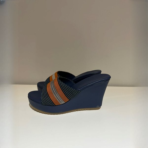 Platform Wedge Slides 