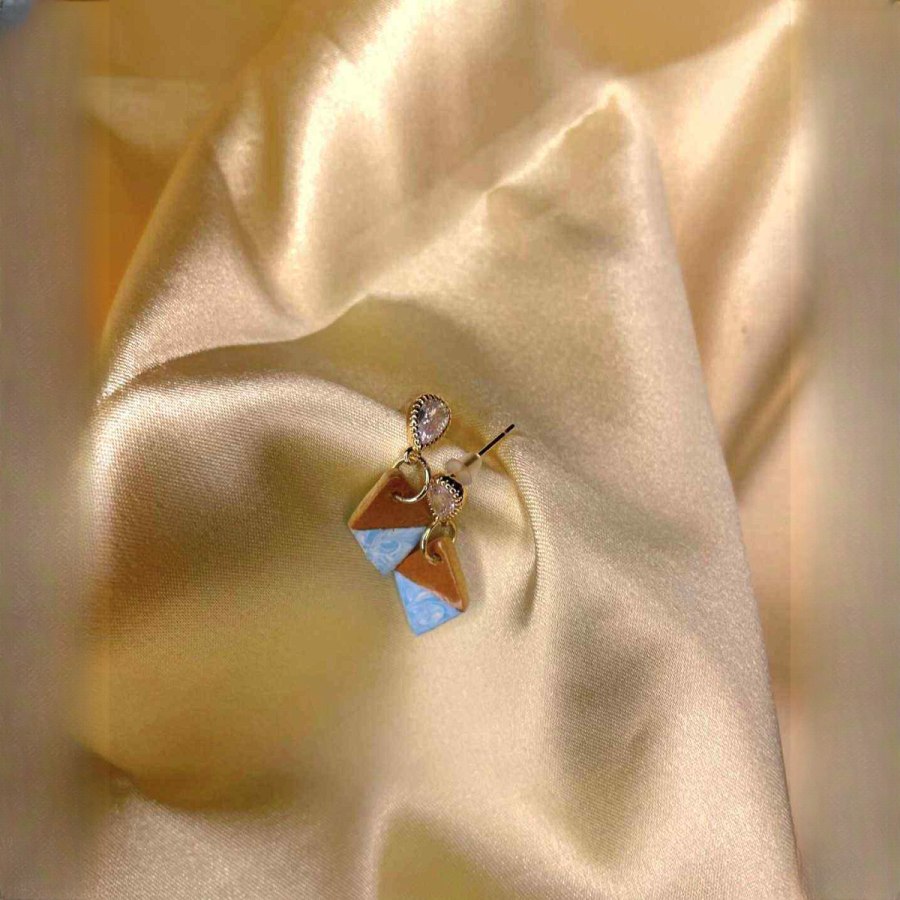 Wuha Semayawi - 18K Gold Plated Stud Earrings  from Afrikart