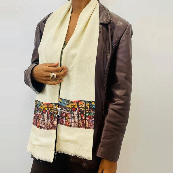 Traditional Cream Scarf 