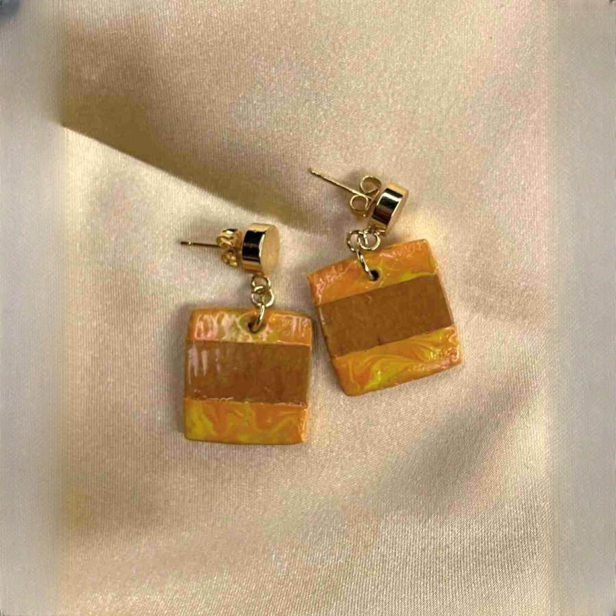 Esat - 18K Gold Plated Stud Earrings  from Afrikart