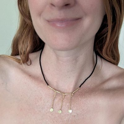 Ngili Ngili Single Strand Neckpiece – Short